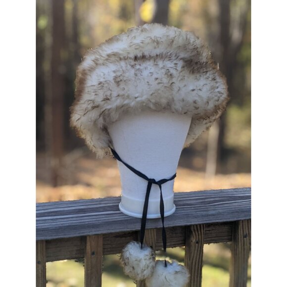 Vintage 60s Sheepskin Shearling Fur Hat With Pom Poms Made in Italy Boho Winter - Picture 14 of 16